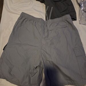 GAP Men's Gray Elastic-Waist Cargo Shorts